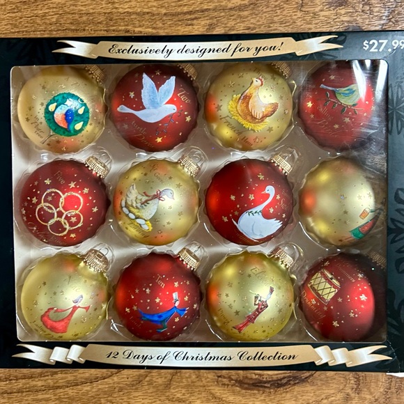 The Christmas Shoppe~ 12 Days Of Christmas Red & Gold Round Ornaments (New) - Picture 8 of 10